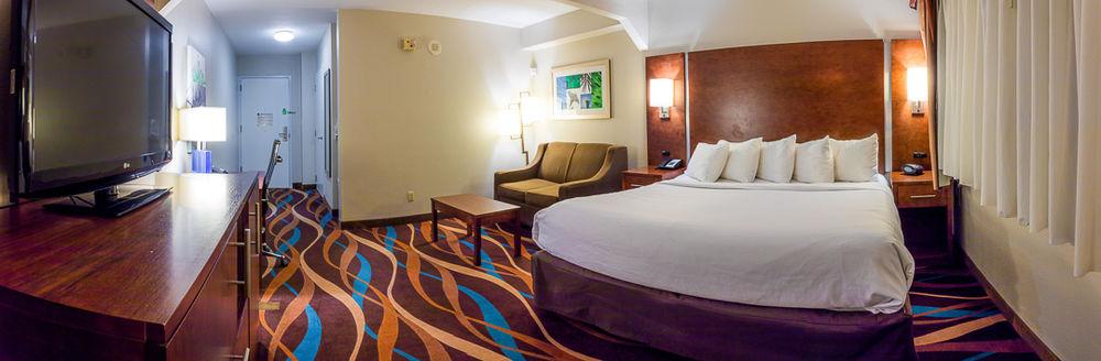 Four Points By Sheraton Fort Lauderdale Airport/Cruise Port Exterior photo