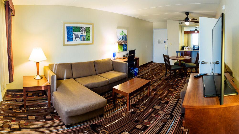 Four Points By Sheraton Fort Lauderdale Airport/Cruise Port Exterior photo