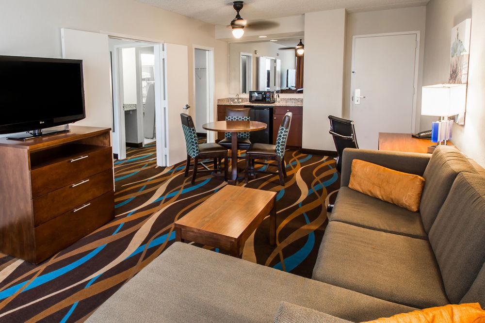 Four Points By Sheraton Fort Lauderdale Airport/Cruise Port Exterior photo