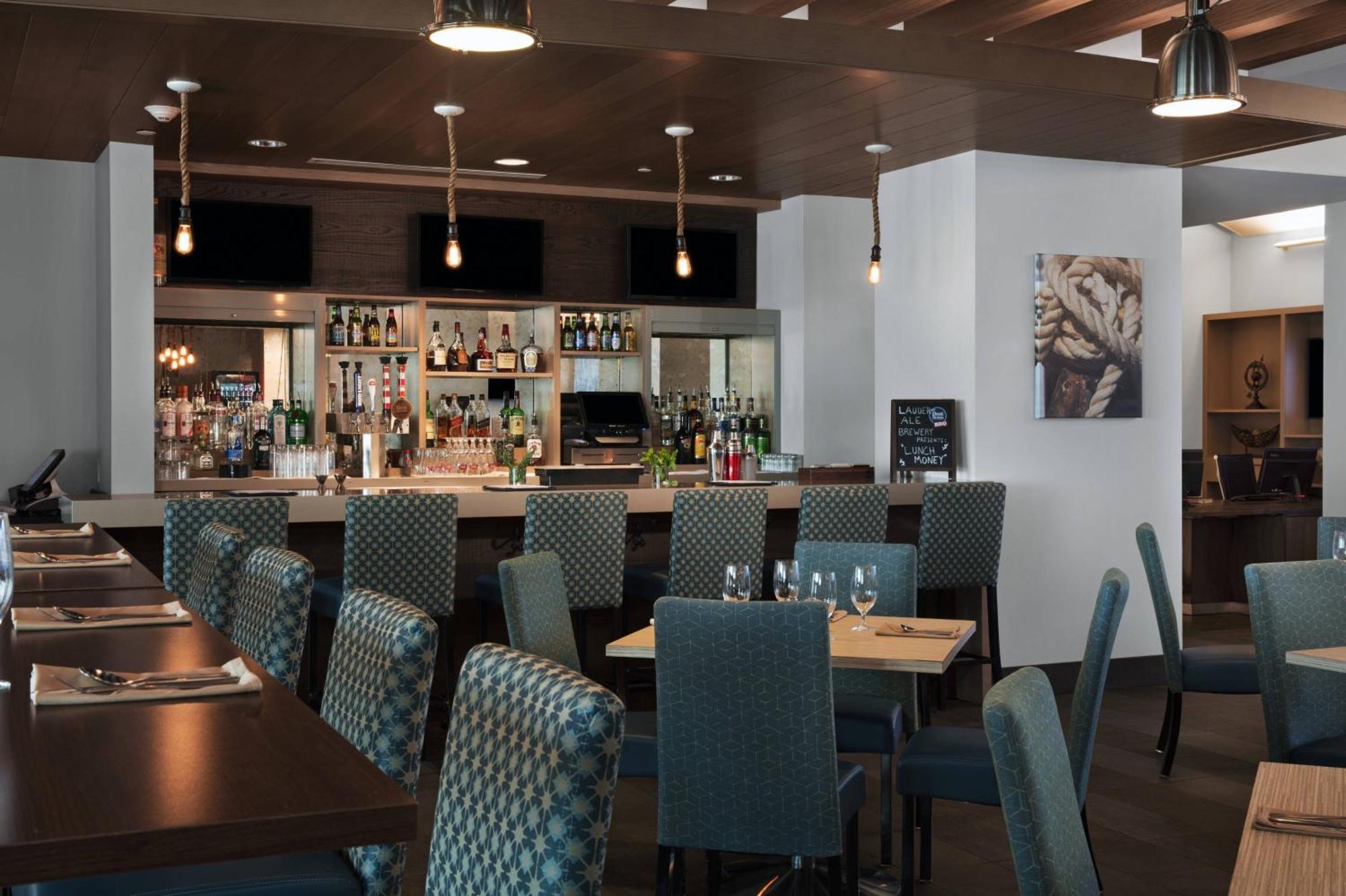 Four Points By Sheraton Fort Lauderdale Airport/Cruise Port Exterior photo
